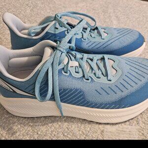 Ultra women's running shoe size women's 8